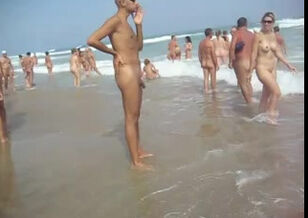 maslin beach nudist